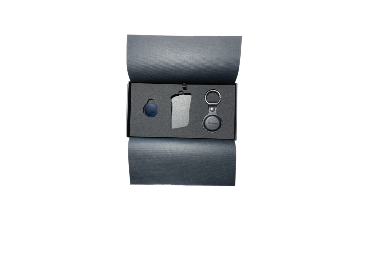 Lexus    LEXUS TILE  BOX